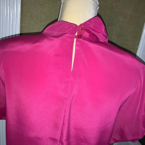 Vintage Fuschia Hot Barbie Pink Short Sleeve Satin Like Dressy Blouse Size Small - Picture 5 of 10